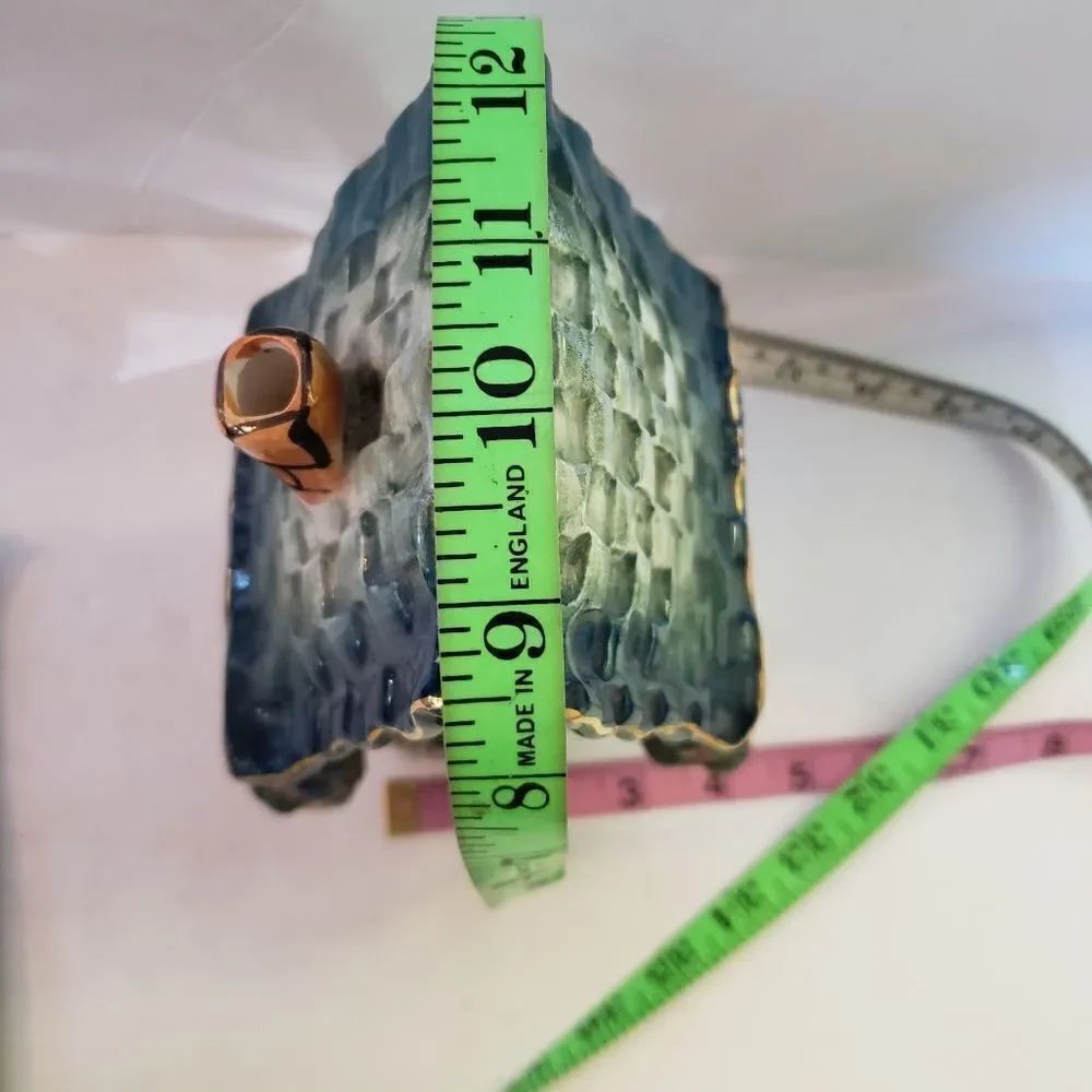 Lady Bug Haven - Picture 15 of 16